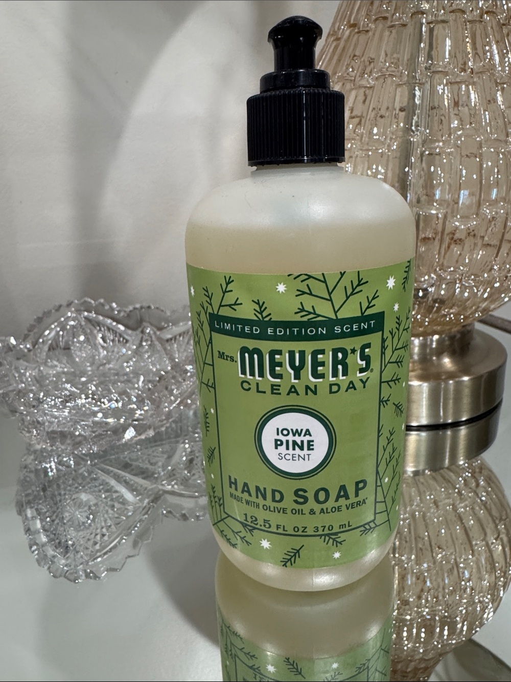 NEW Mrs. Meyers Clean Day Iowa Pine Hand Soap w/olive oil and aloe, 12.5 fl oz